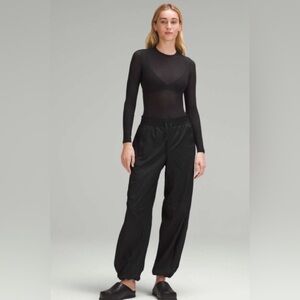 NWT - Lululemon Wundermost Nulu Mesh Long-Sleeve 
Crewneck Bodysuit Medium